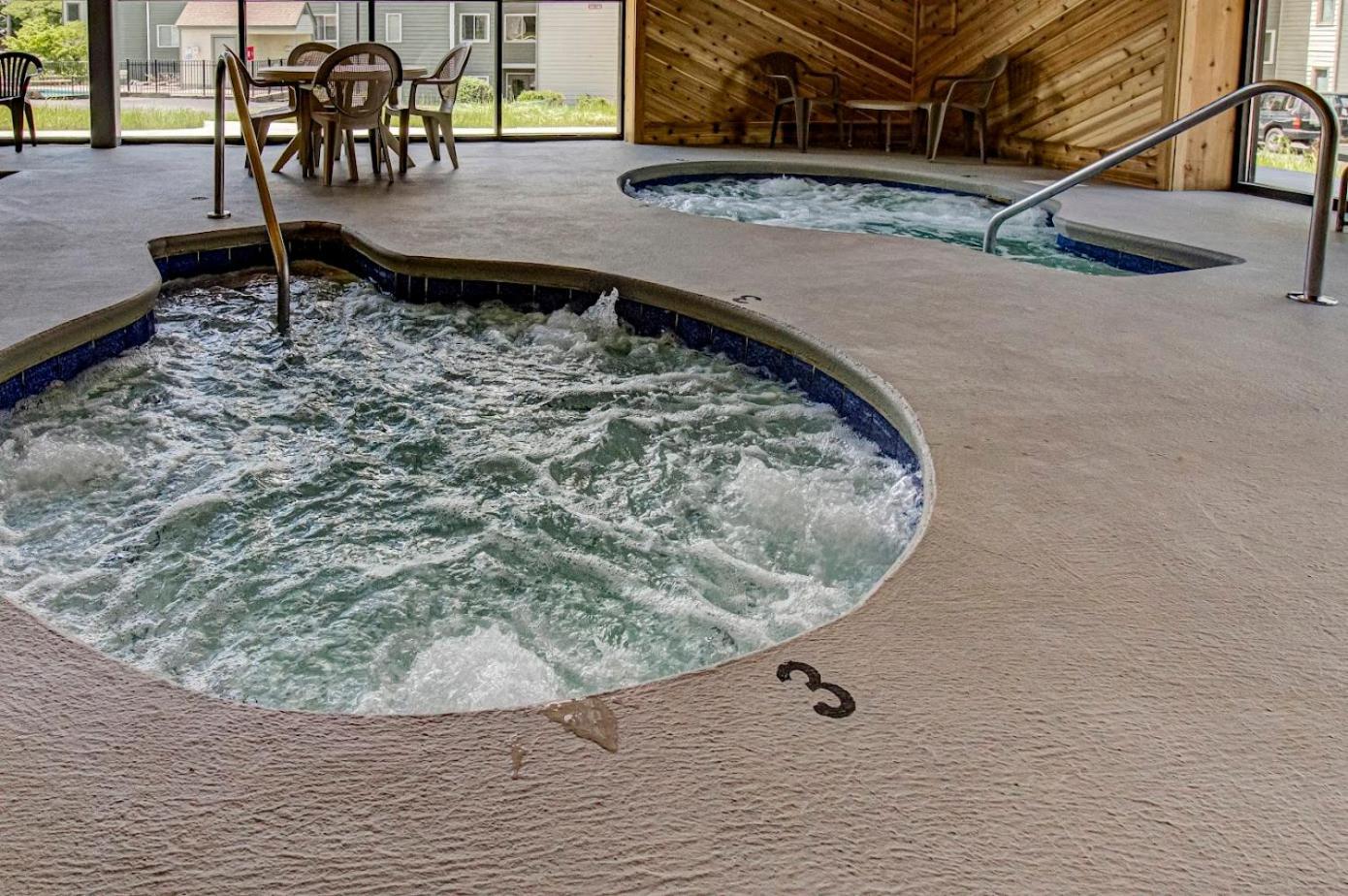 Sky High Views!!-Peak Mountaintop-Outdoor Pool-Close To Downtown-Private Balcony-Wifi-Cable Gatlinburg Exteriör bild